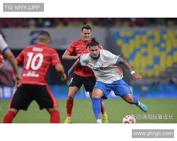 足球明星48岁醉酒夜生活揭秘引发热议与关注