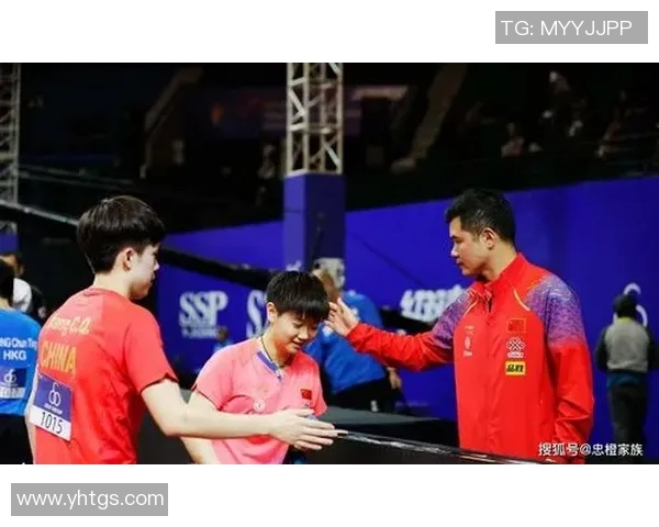 布雷西亚与拉齐奥激战正酣双方比分悬念迭起引人关注 布雷西亚与拉齐奥激战正酣双方比分悬念迭起引人关注